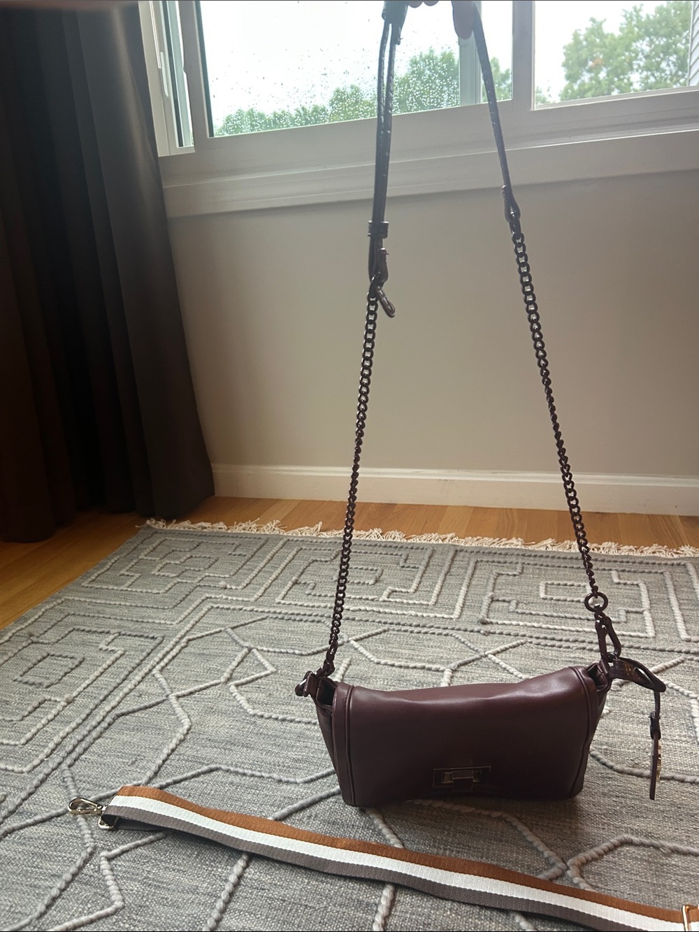 Steve Madden Burgundy Vegan Leather Crossbody/Shoulder Bag w 2 Removable Straps - Picture 13 of 16